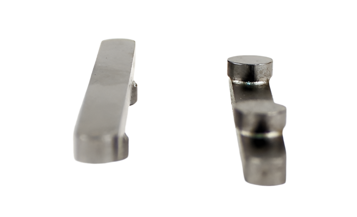 PKT Birel 60mm x 6mm Wide Long Axle Key, Pegs are 30mm on Center x 7.5mm Diameter